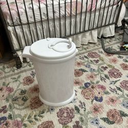 Ubbi Diaper Pail 