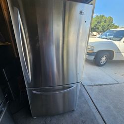 33" Width LG Top and Bottom Stainless Steel Refrigerator 