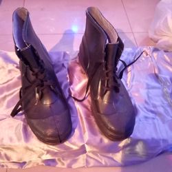 Super WATERPROOF Work Boots!! Brand New !!