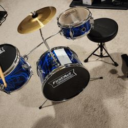 Kids 5 Piece Drum Set (Brand New) 