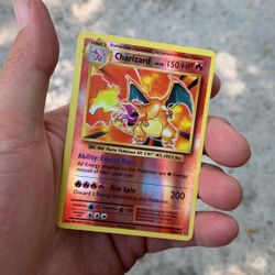 2016 Reverse Holo Charizard