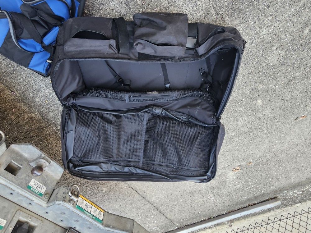 Sandpiper of California (S.O.C.),bag