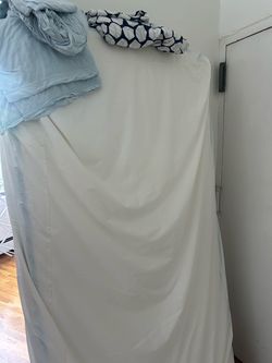 Twin Bed Set (Mattress with Protector and Sheets)