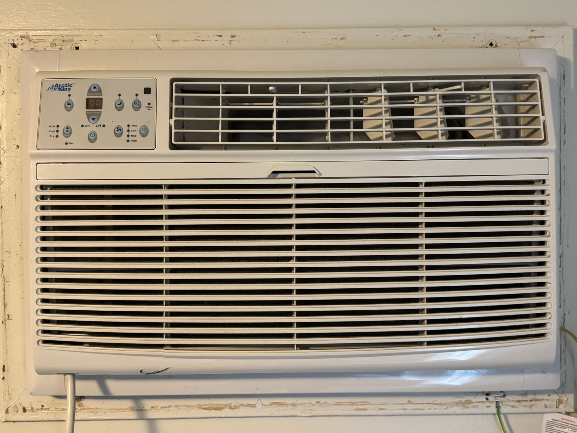 Arctic King 10,000 BTU 115-V Through-the-Wall AC with Remote