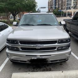 2004 Chevrolet Suburban