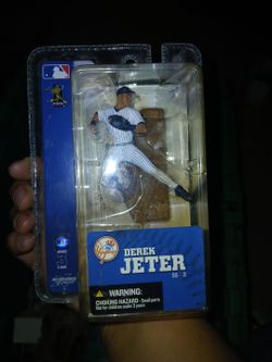 DEREK JETER (3 inch action figure)