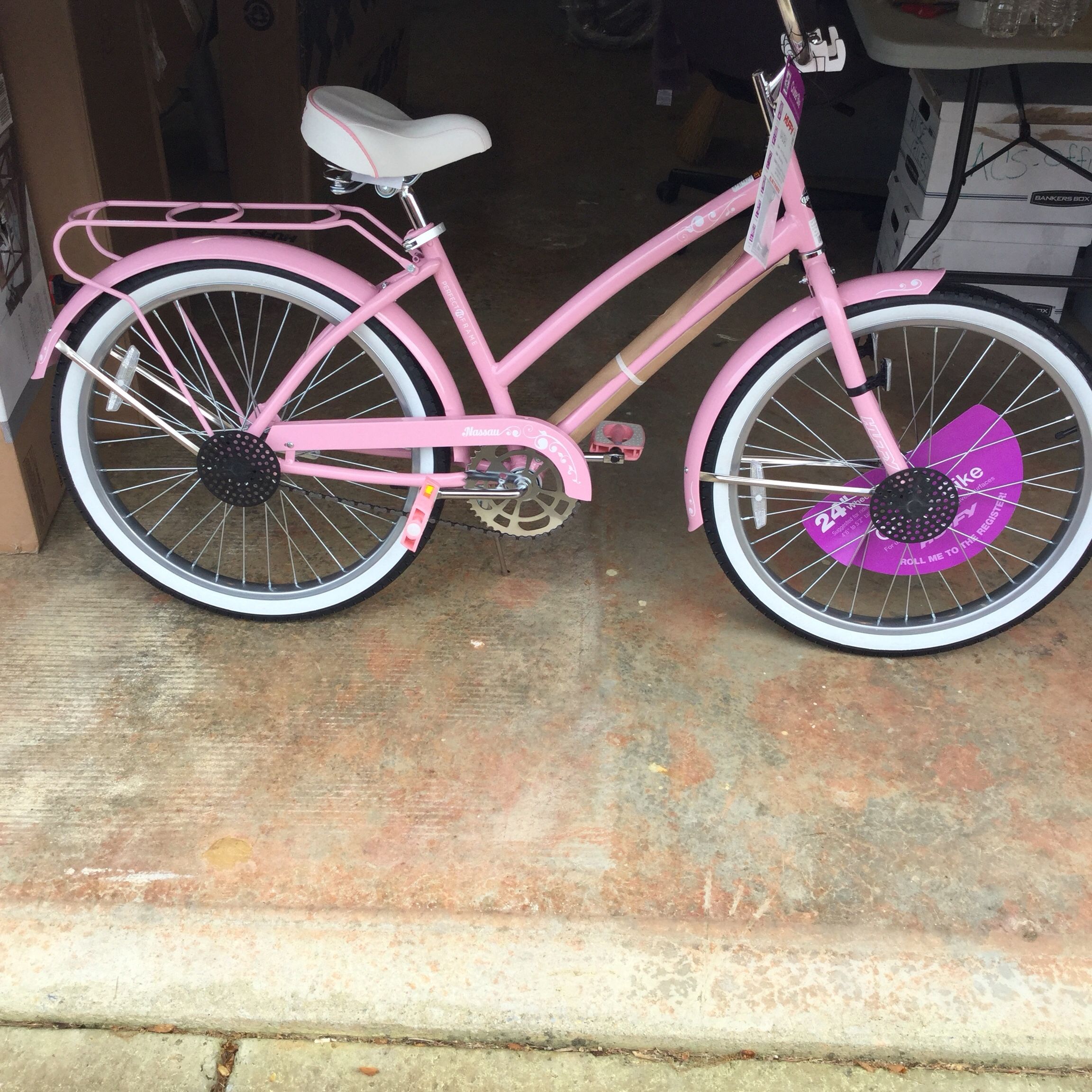 Brand New Huffy Nassau 24 Women Cruiser Bike for Sale in Dallas