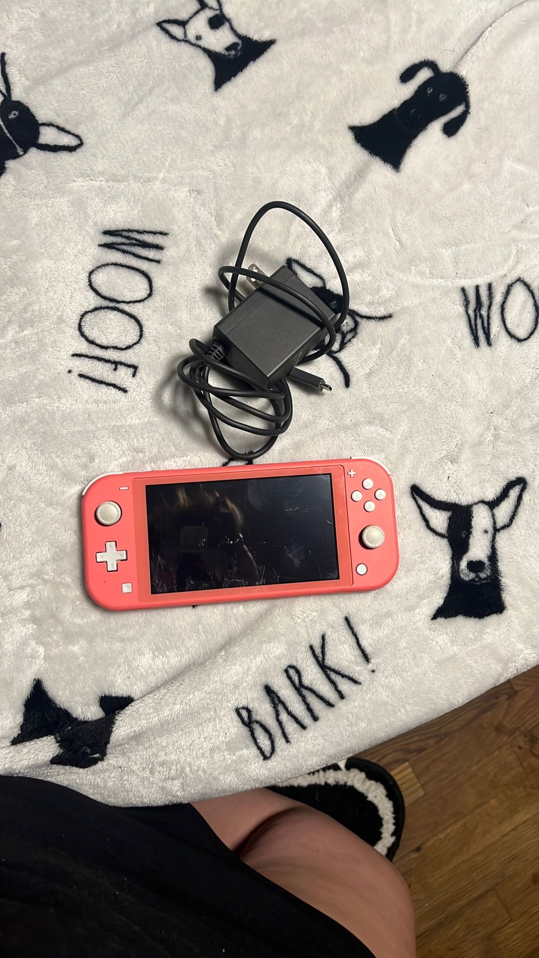 Nintendo Switch Light (pink)