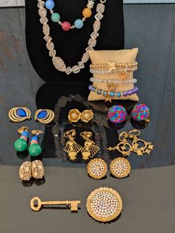 Mixed Costume Jewelry Lot