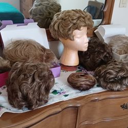 Wigs and Wiglets 