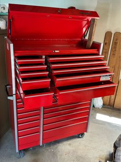 Snap On - Tool Chest - Upper and Lower - LOCATED IN MONTEREY PARK - Motivated Seller