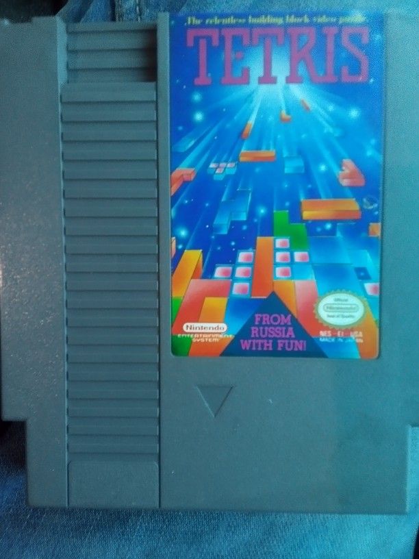 Original Nintendo Tetris Game.