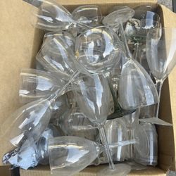 Free Glass Wine Cups 