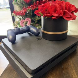 New Years Sale! PlayStation 4 Slim 1TB 