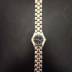 NEW WOMEN'S WATCH