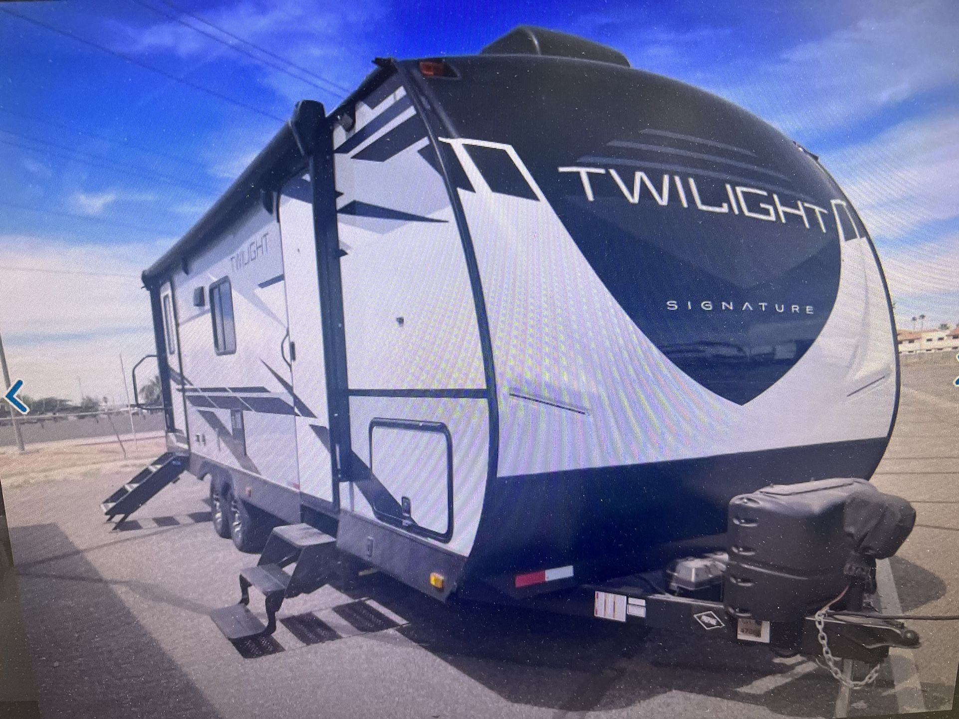 2021 TWILIGHT SIGNATURE 2500