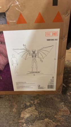 Halloween 9.5 ft. Tall creature