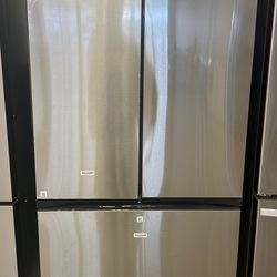 Samsung Smart French Door Refrigerator/freezer  ( BRAND NEW)