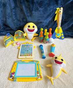 BIG Baby Shark Toys Bundle