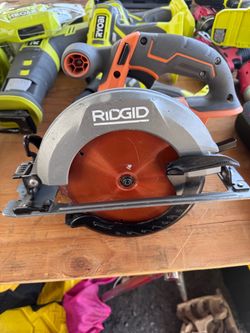 Ridgid 18V 6 1/2 Inch Circular Saw