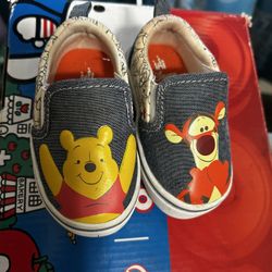 Winnie The Pooh Size 4c 