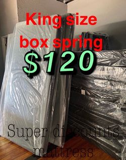 King size box spring new