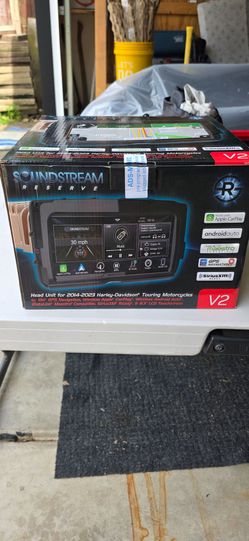 Replacement Harley Davidson head unit and rear view camera