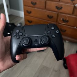 PS5 controller