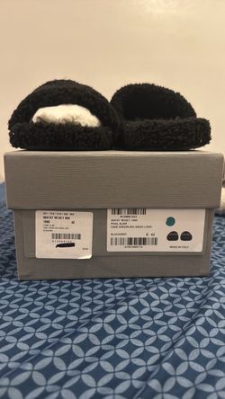 Balenciaga slides size 42 valentine exclusive REAL