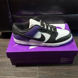 NIKE SB DUNK LOW COURT PURPLE $150
