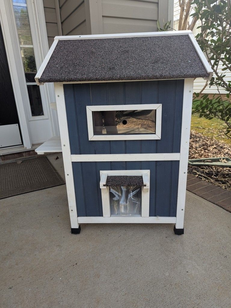 2 Story Cat House