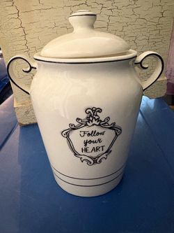 Katie Mandy “Follow Your Heart” Ceramic Canister / Cookie Jar – Farmhouse Decor