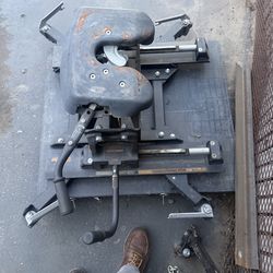 Curt 5th wheel hitch