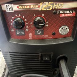 Lincoln Weld- Pak 125 Heavy Duty Welder With 2 Pound Flux Wire Roll