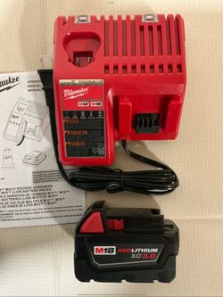 Milwaukee. M18 Lithium Ion XC 3.0Ah Starter Kit.