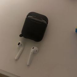 Apple Air pods NEW WITH CASE. TAKEN OUT AT THE PHONE STORE