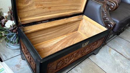 Chinese chest