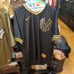 nike xl yankee judge  jersey