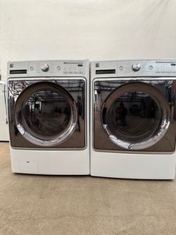Kenmore washer and electric dryer laundry set