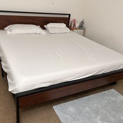 King Bed With Frame 