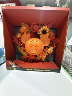 Disney Halloween Mickey Pumpkin Wreath / Main Street style