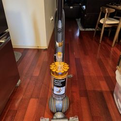 Dyson Upright Vacuum Cleaner, Ball Multi Floor 2