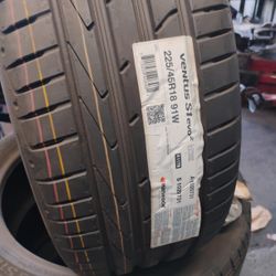 New Set Of Tires 225 45 18 