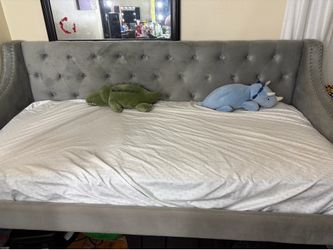 Day bed