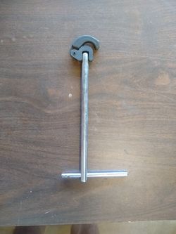 Stanley 11" Adjustable Spring Loaded Basin Wrench