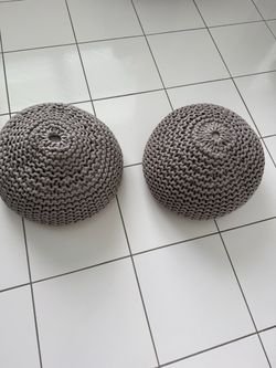 NuLoom round knit ottoman pouf
