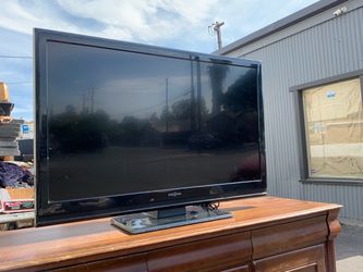 Insignia 46” Flat Screen TV