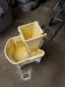 Cubeta Industrial 