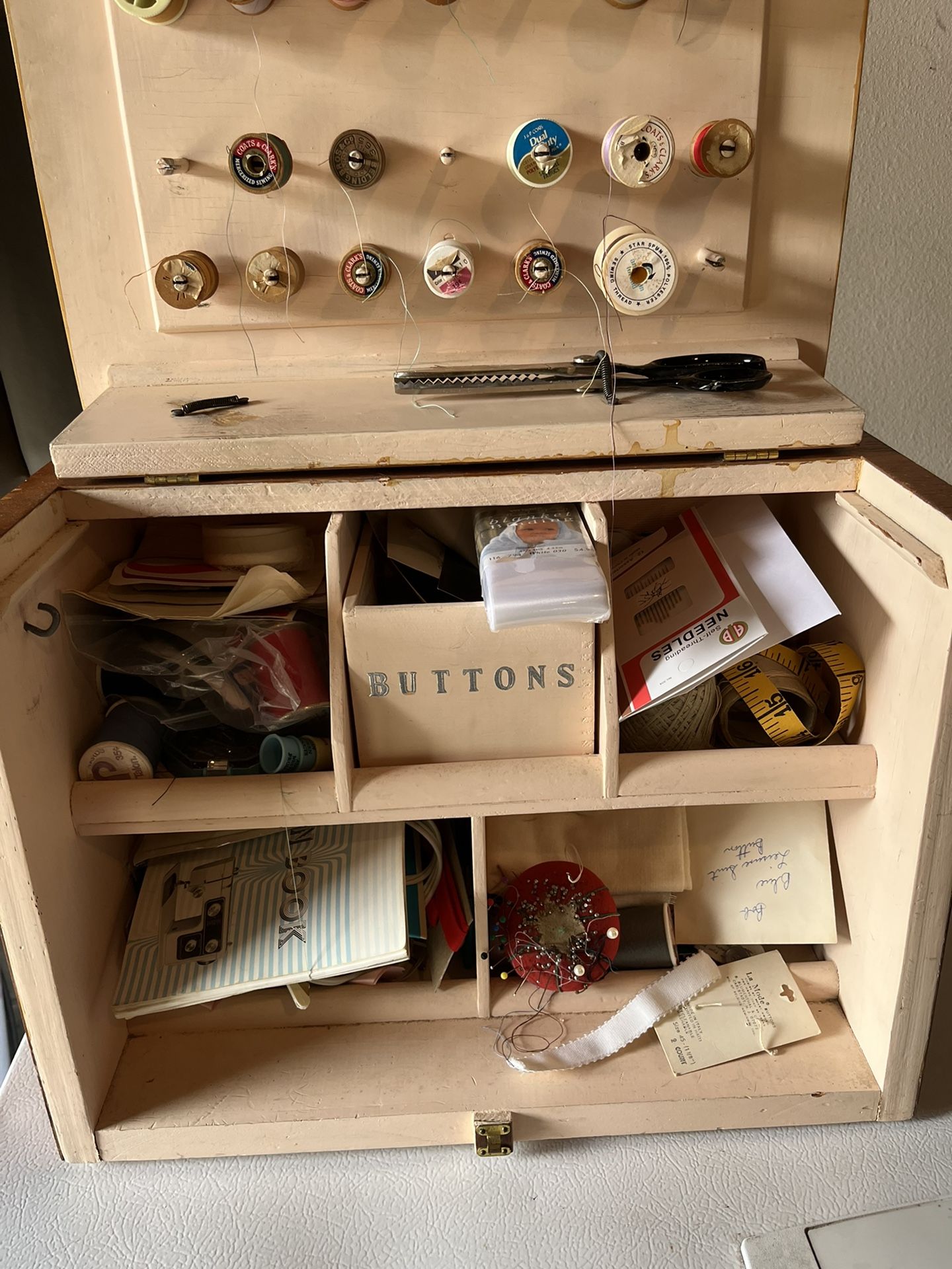 Sewing kit
