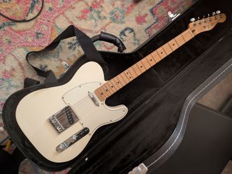 Olympic white telecaster made in mexico with hard case
